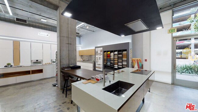 Foto del edificio - 1100 S Hope St