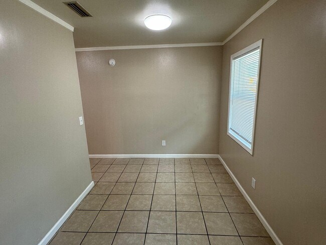 Foto del edificio - Cozy and Affordable 1/1 Duplex in Dothan A...