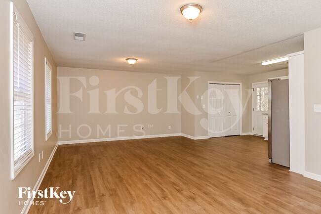 Building Photo - 140 Teal Pl