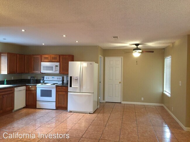 Foto del edificio - 3 br, 2 bath House - 6379 Edgewood Way