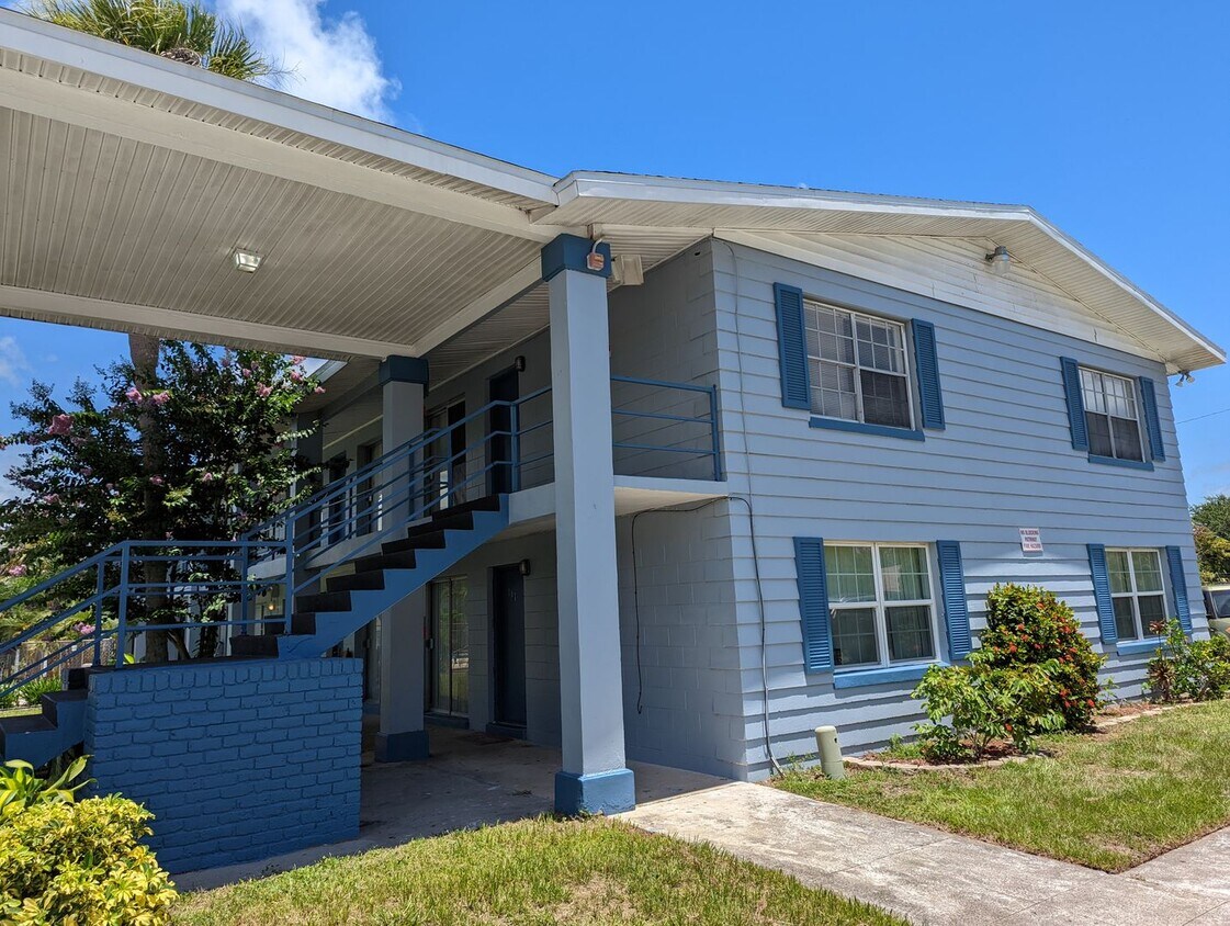 140 Minna Ln, Merritt Island, FL 32953 Condo for Rent in Merritt Island, FL