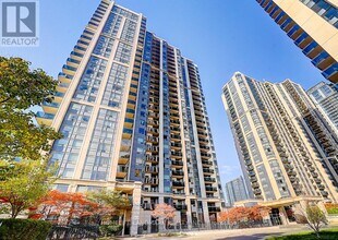 Building Photo - 155 Beecroft Rd