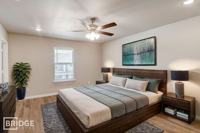Foto del edificio - 1028 W Golden Ln