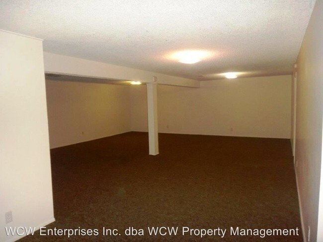 Building Photo - 6721 SW 40th St