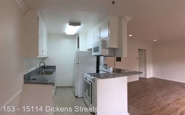 Interior Photo - 15114 Dickens St