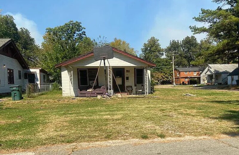 Foto principal - 1200 Holly St