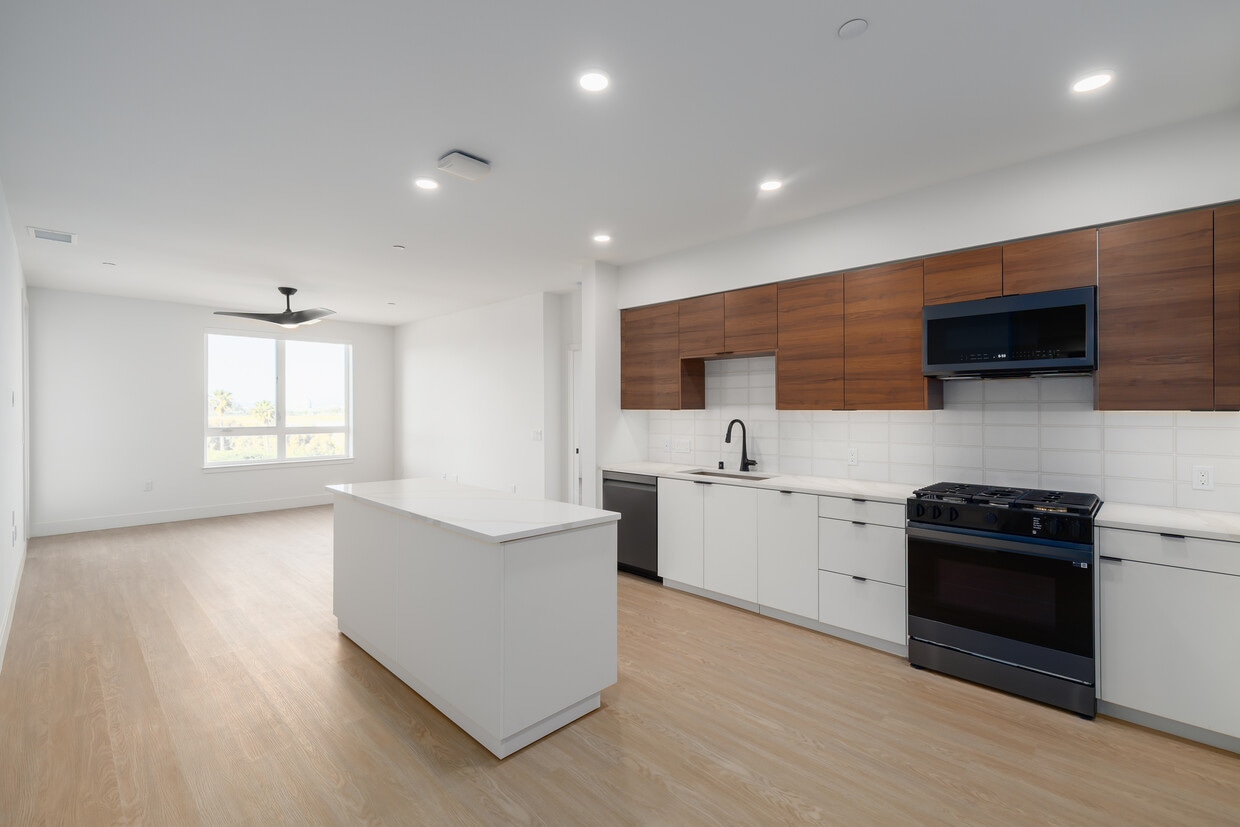 Photo - AMLI Aero Apartments