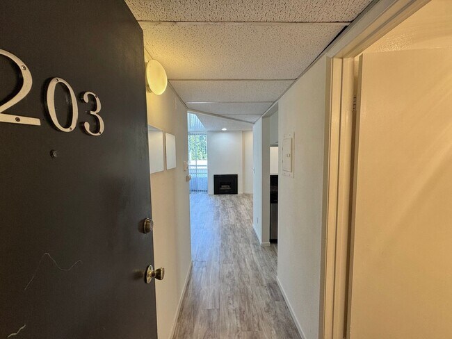 Foto del edificio - 3715 S Canfield Ave