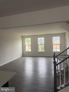 Foto del edificio - 14916 Townshend Ter Ave