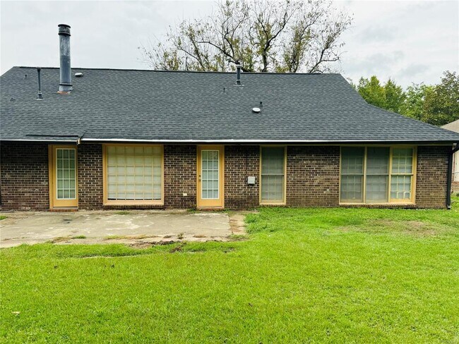 Foto del edificio - 2233 W Aberdeen Dr
