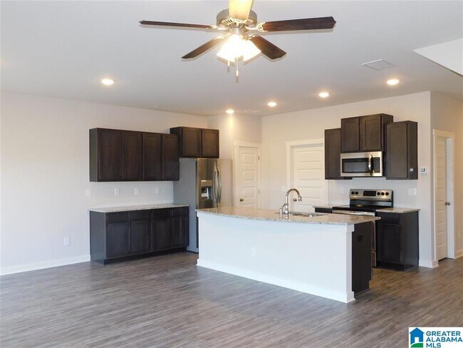 Foto del edificio - 5738 Cheshire Cove Cir