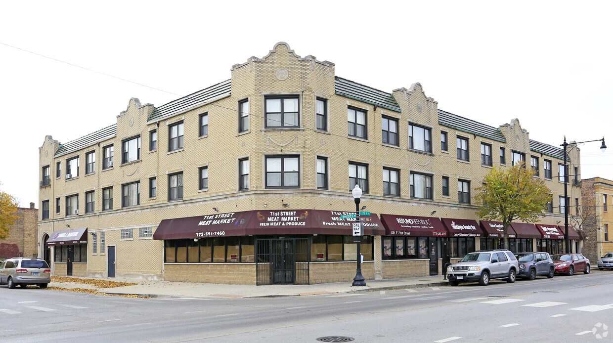 Building Photo - 7108 S. Rhodes