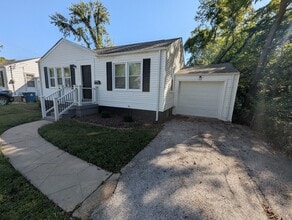 Building Photo - 9920 Northgate Dr