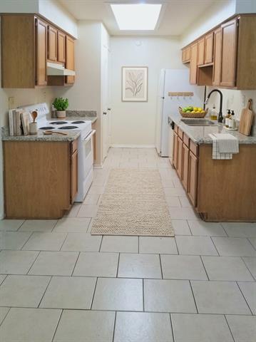 Foto del edificio - 405 Gatewood Rd
