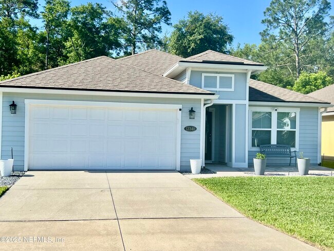 Building Photo - 12340 Itani Wy