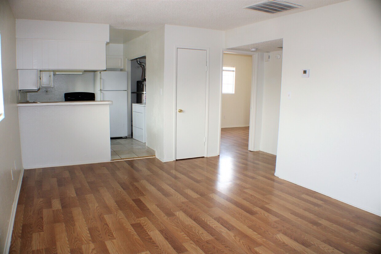 Living room - 1103 L St