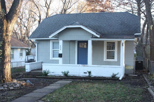 Frente de casa. - 209 E 80 Terrace