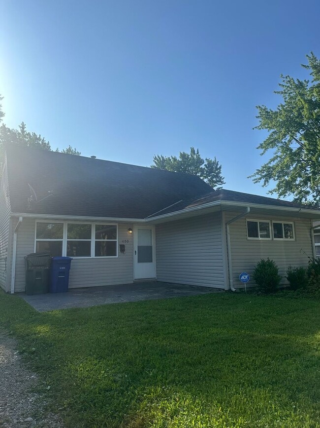 Building Photo - 1150 Elderwood Ave