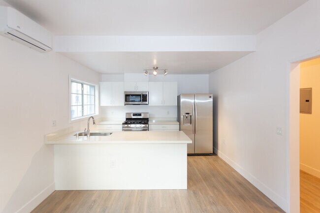 Foto del edificio - 1344-1350 N Alta Vista Blvd