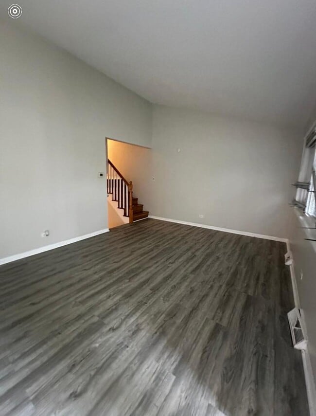 Building Photo - 13313 S Eberhart Ave