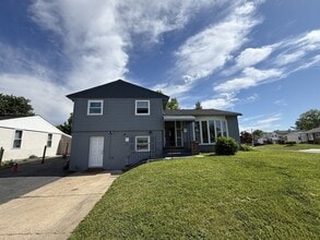 Building Photo - 7805 Brevort Rd