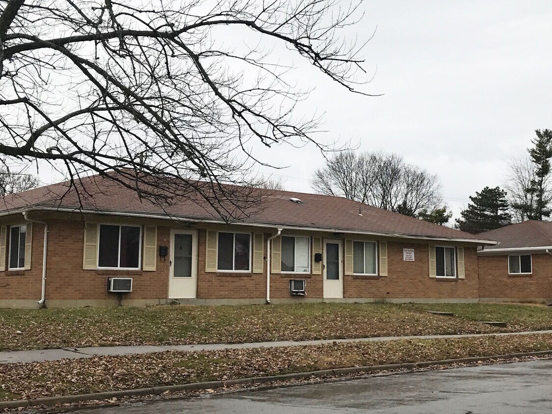 3401 Valerie Arms Dr Unit B, Dayton, OH 45405 Apartments in Dayton