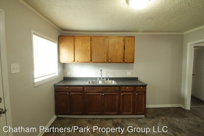 Building Photo - 2 br, 1 bath House - 1953 S Washington Avenue