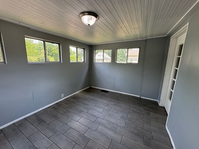 Foto del edificio - 2217 Terrace Ave