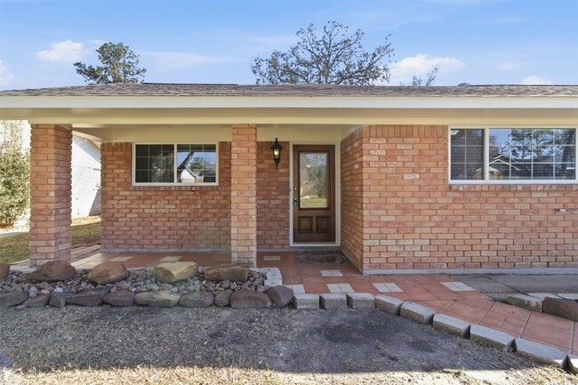 Building Photo - 9523 Bundy Ln