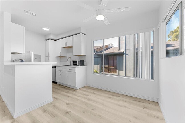 Foto del edificio - 12770 Pacific Ave