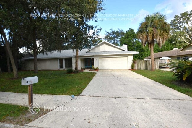 Building Photo - 204 W Ridgewood Ct