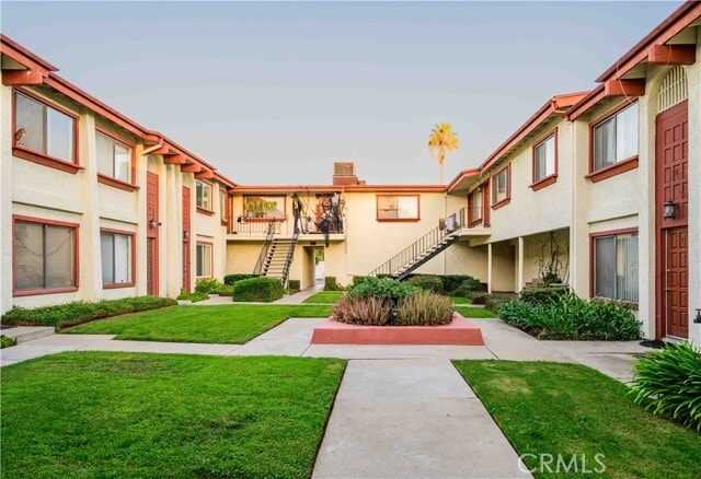 Foto del edificio - 738 S Chapel Ave