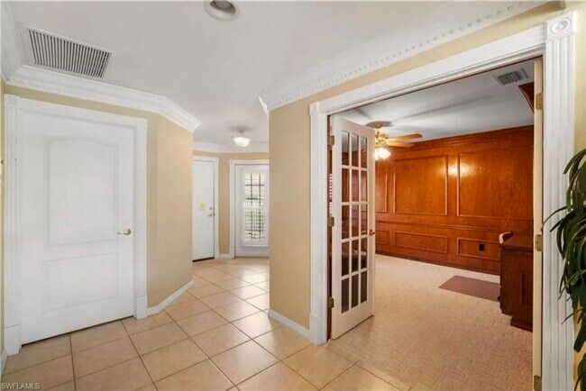 Foto del edificio - 9264 Spring Run Blvd