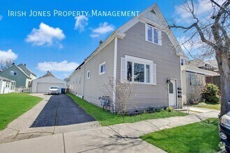 Building Photo - 47 Fredro St