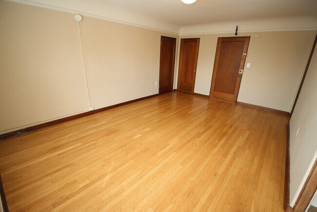 Foto del edificio - 222 Summit Ave E