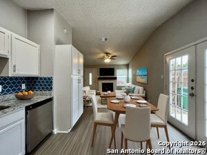 Building Photo - 6026 Glacier Sun Dr