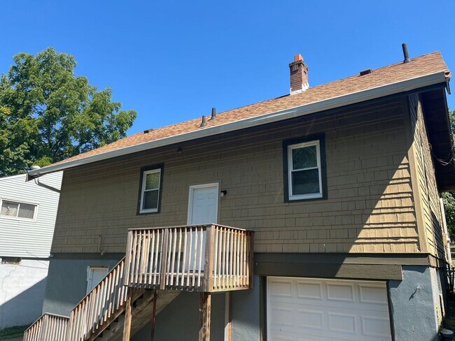 Building Photo - 4851 Foley Rd 4BR/1BA (Oak Hills)