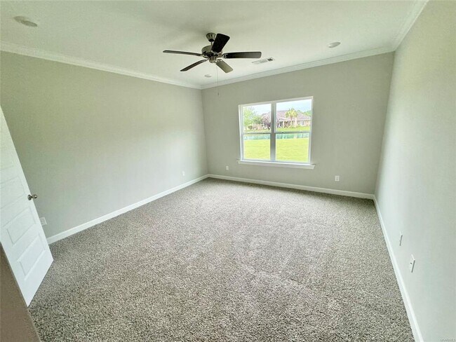 Building Photo - 5000 Tea Rose Dr
