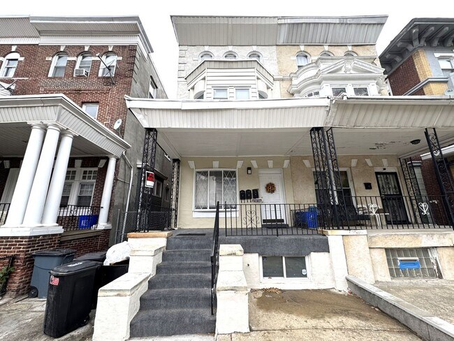 Foto del edificio - 4935 Walnut St