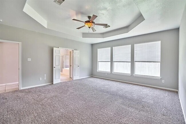 Building Photo - 13714 Hillingdale Ln