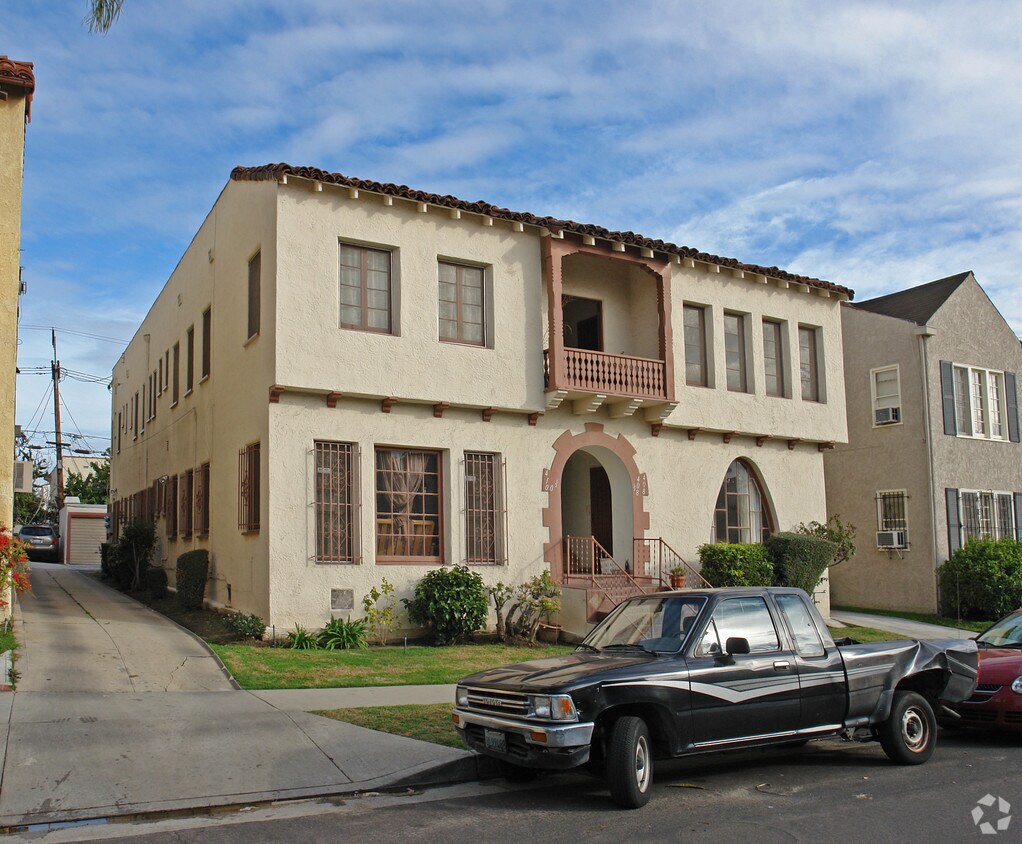 Foto principal - 408 N Stanley Ave