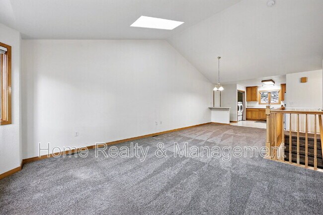 Foto del edificio - 2513 Egbert St