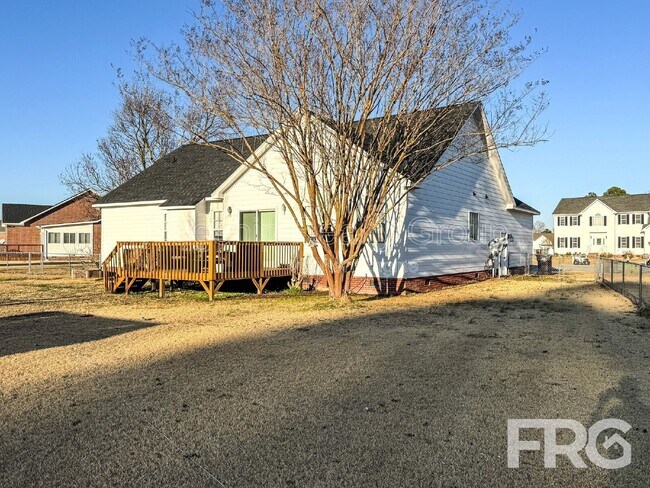 Foto del edificio - 103 Thomick Pl