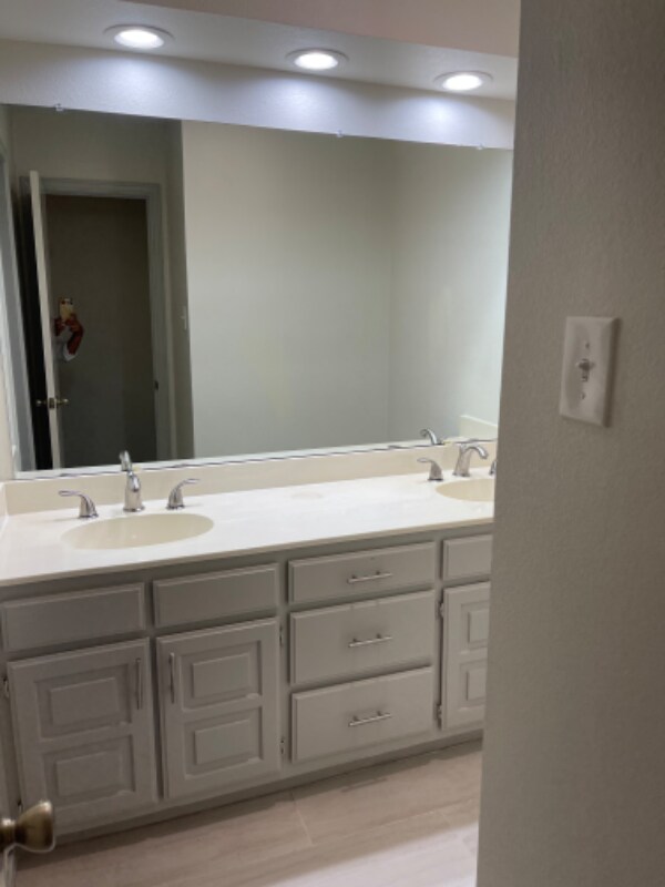 Building Photo - 314 Silver Creek Dr