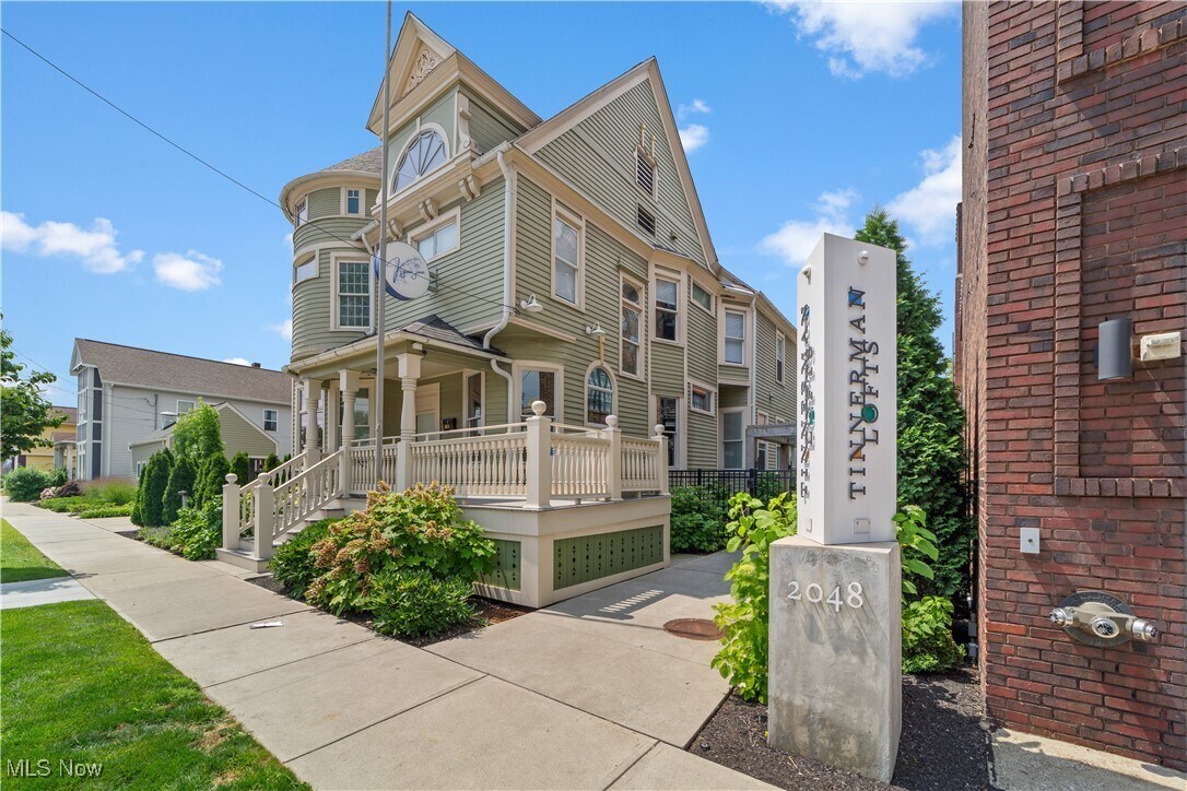 2048 Fulton Rd Cleveland, OH 44113 – photo 4