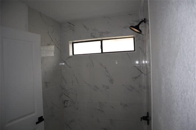 Building Photo - 1505 Bergen Dr