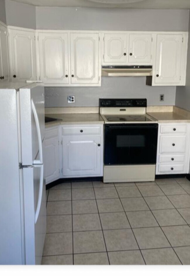 Building Photo - 3407 Orbitan Rd