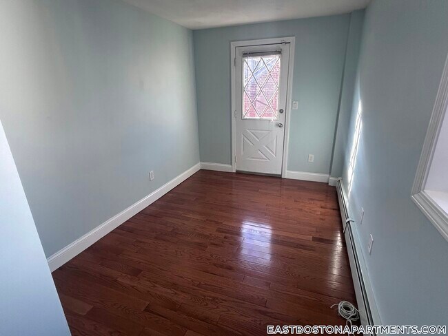 Foto del edificio - 349 Sumner St