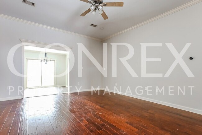 Building Photo - 3 Bedroom in Benton