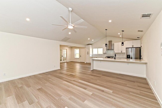 Building Photo - 1606 Normeadows Cir